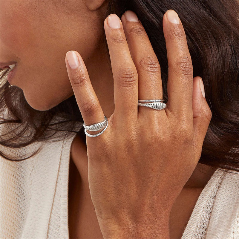 Dunn Croissant Ring (Silver)